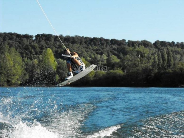 Marlow Water Ski Club, prices and bookings 2024