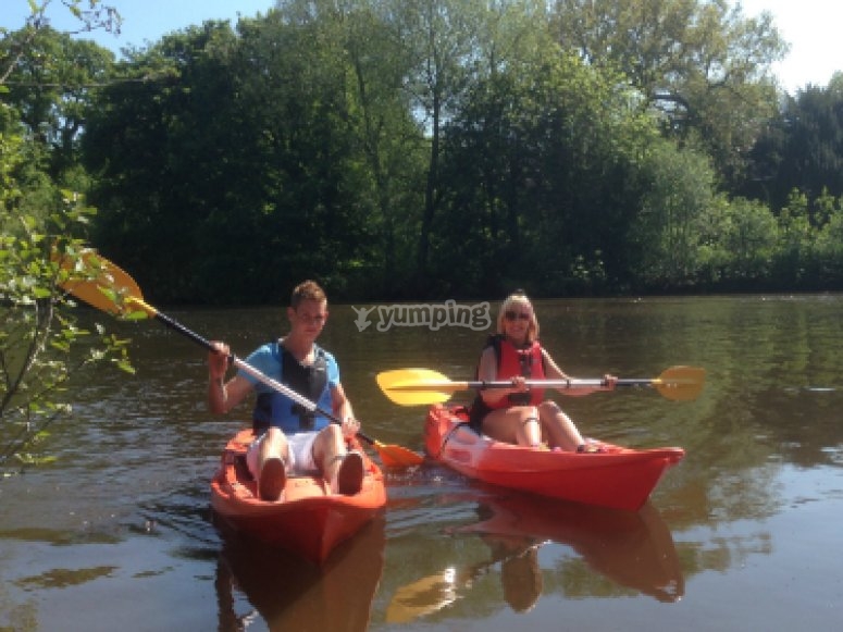 Half Day Kayak Hire Chester from £30 Yumping.co.uk