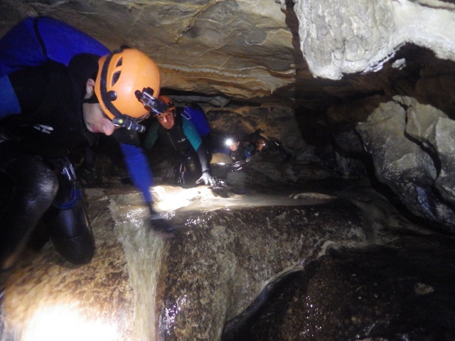 Caving France