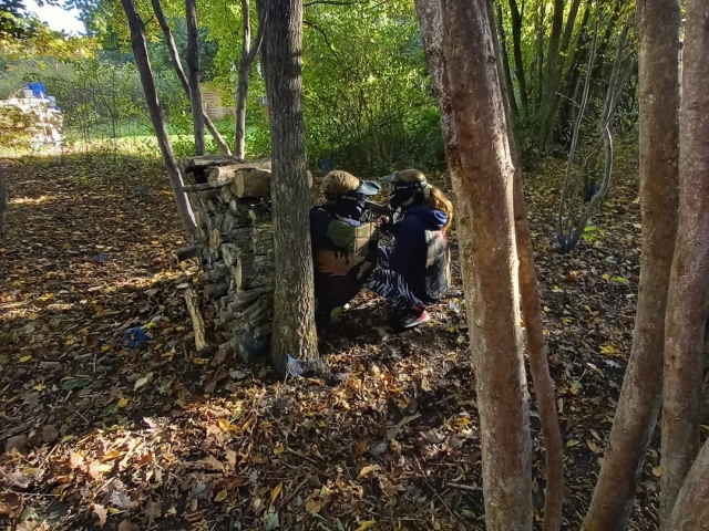 Strategic hiding place for aiming 