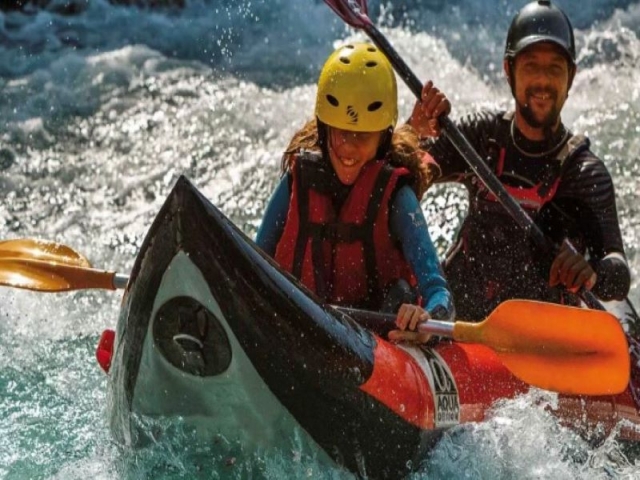 Descent of the Garonne in a canoe-raft 3 hours