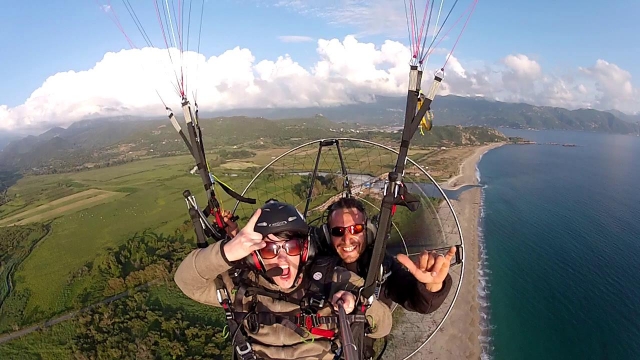 Paramotor flight in Olmeto - 600 m