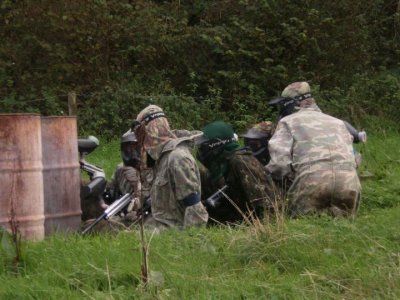 Medio día de paintball para jóvenes en Barnstaple