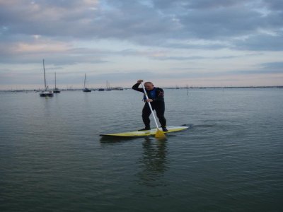 Sesión de prueba de surf de remo Essex