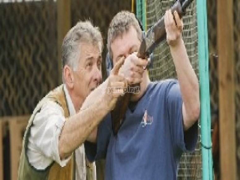 Private Clay Pigeon Shooting Lessons Whittlesford from £100 Yumping.co.uk