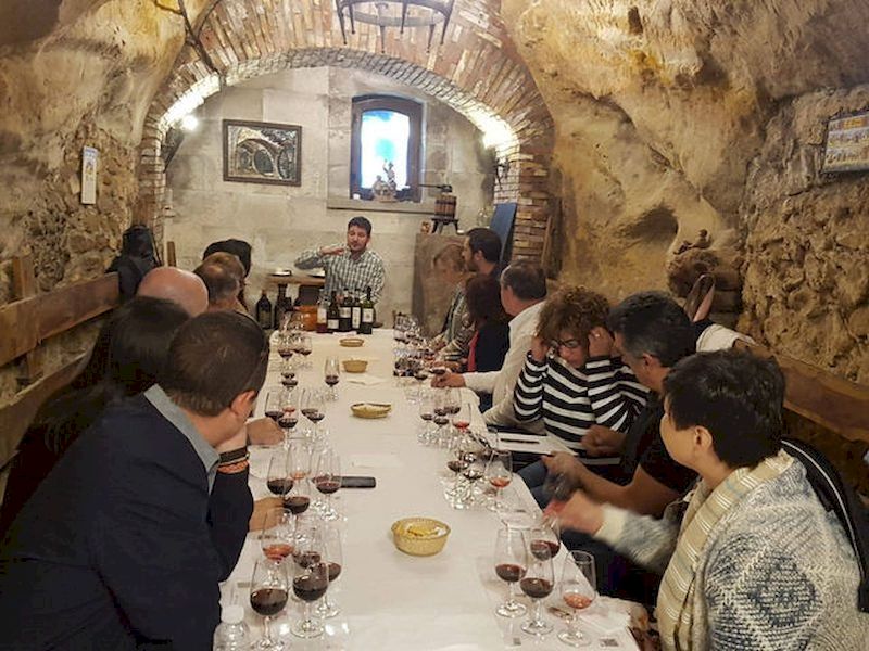 Participate in a wine tasting tour Participate in a wine tasting tour